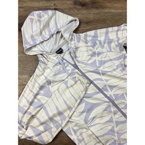 Patagonia Womens Jacket‎ XS White Purple Leaf Print Full Zip Hooded Sweater